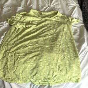 Cali work out tee shirt new without tags
